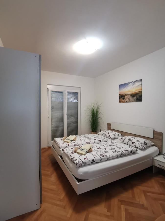 Apartmaji Vila Antonia Порторож Экстерьер фото